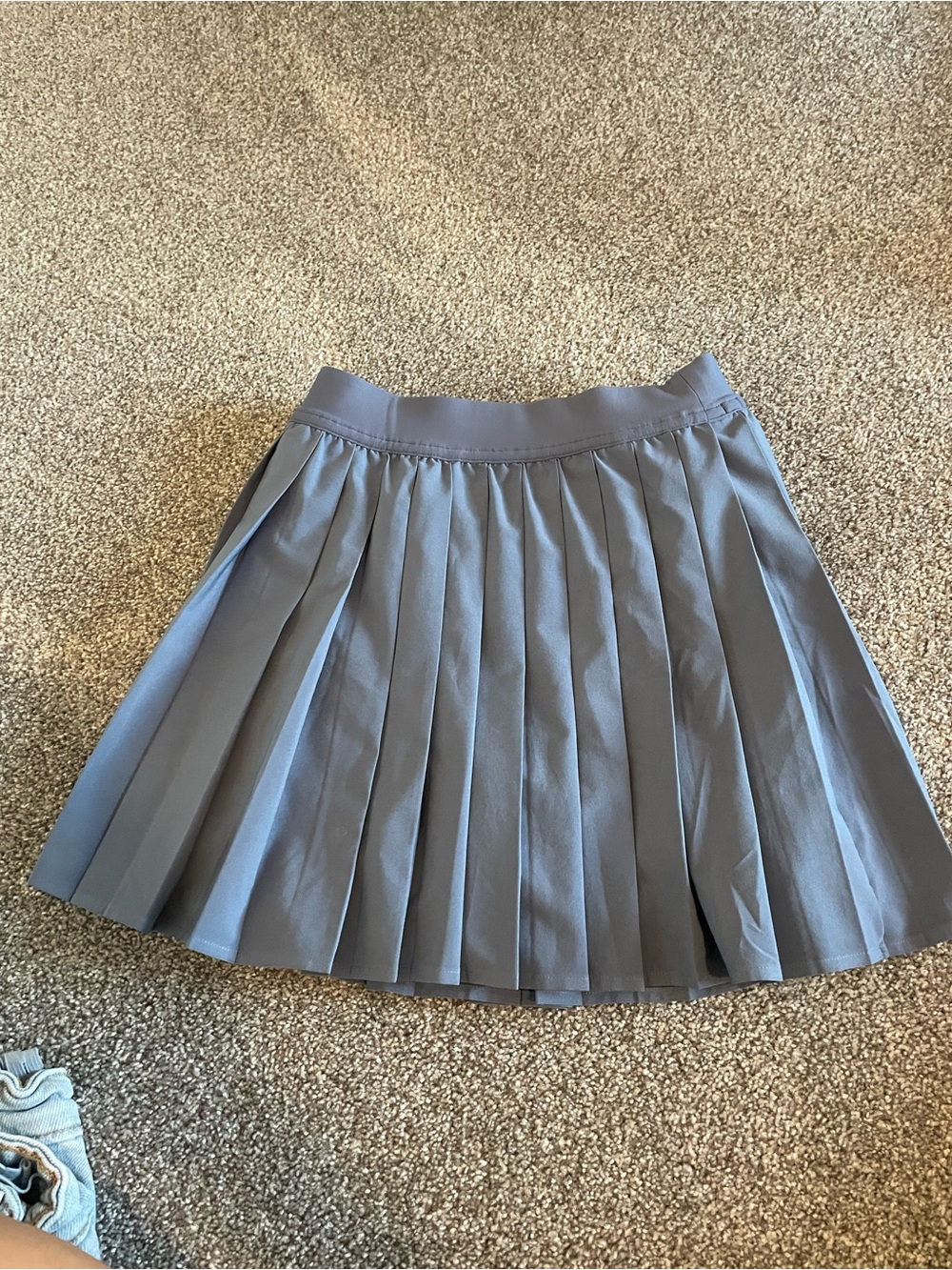 lululemon athletica Pleated Mini Skirt in Dusty Blue - Picture 2 of 6
